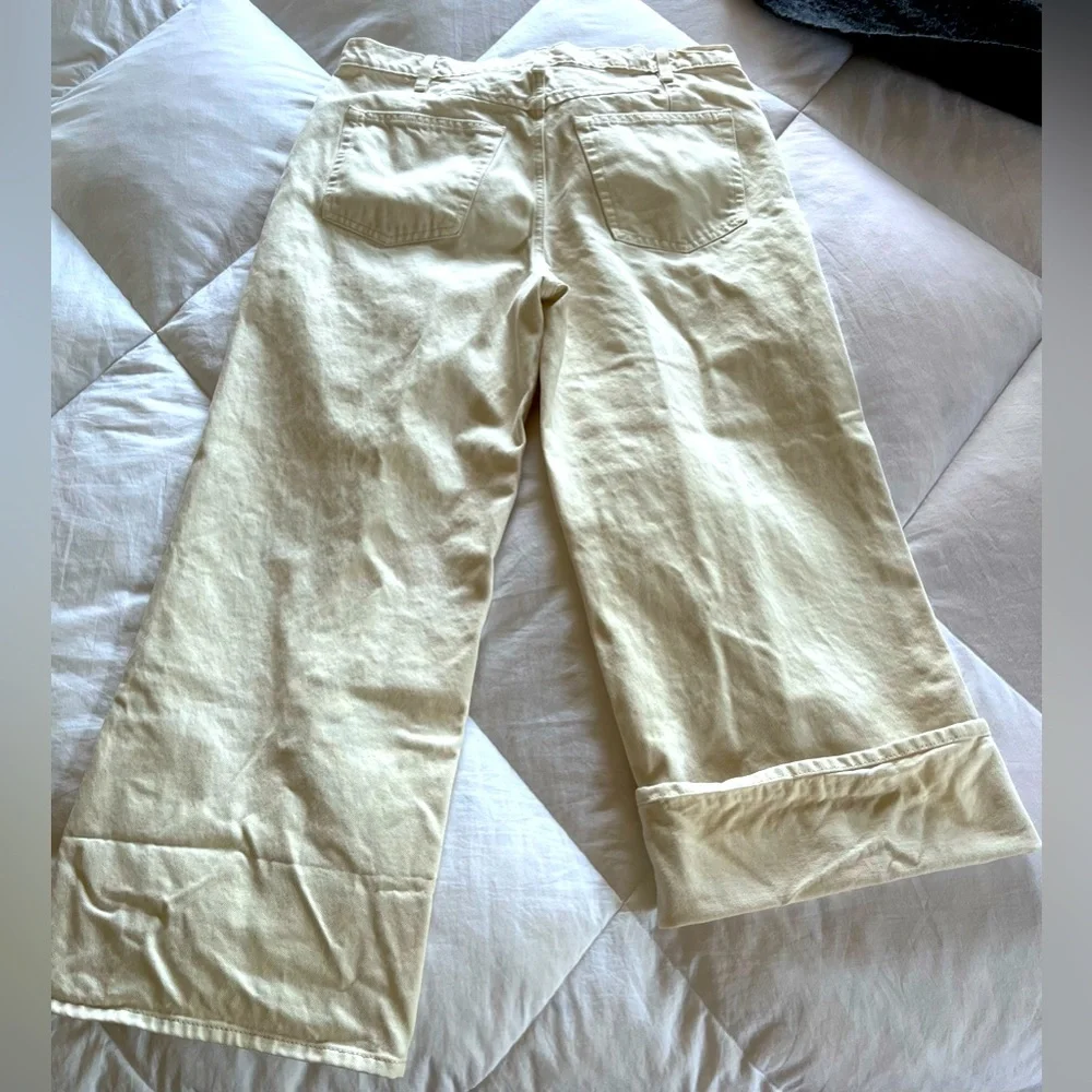 Universal Thread Off-White Cropped Wide Leg Jeans - Picture 2 of 5